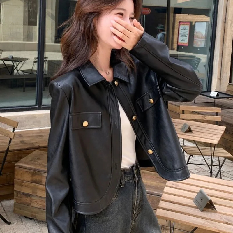 y Black Leather Jacket Women's Metal Buttons Short PU Leather Jacket Long Sleeves Coat Soft Vintage Spring Autumn Top Trend 260923