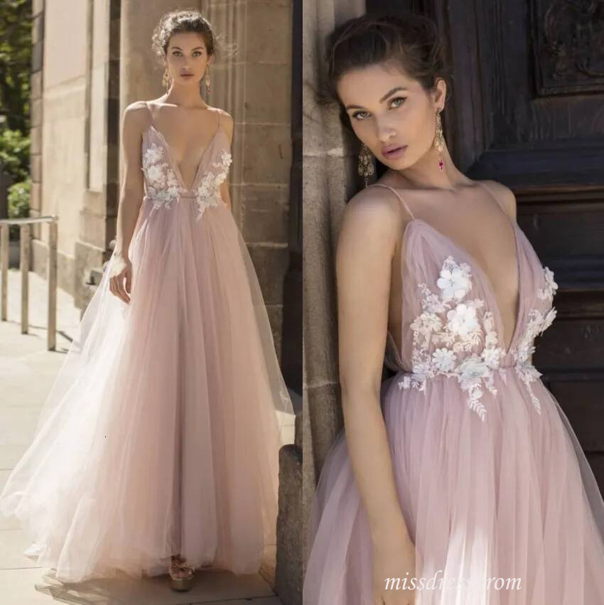 Romantic Blush Bohemian A Line Wedding Dresses Deep V Neck Appliqued Tulle Long Bridal Gowns Simple Summer Beach Boho Dress