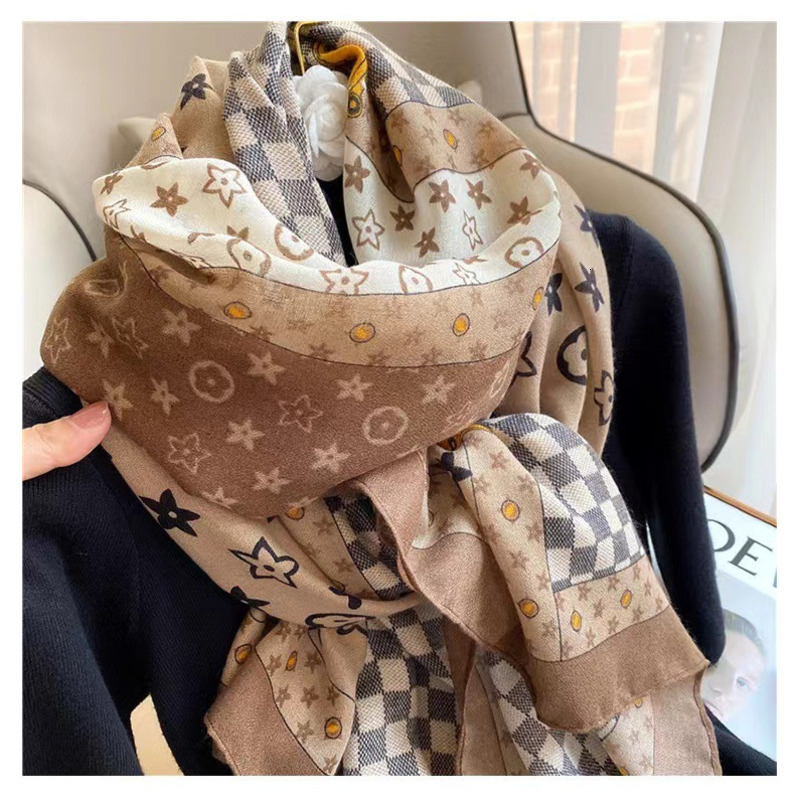 New Designer Luxury Scarf Autumn And Winter Floral Cotton Linen Scarfs Long Thin Winter High Quality Gauze Shawls For Women Elegant Classic Scarves