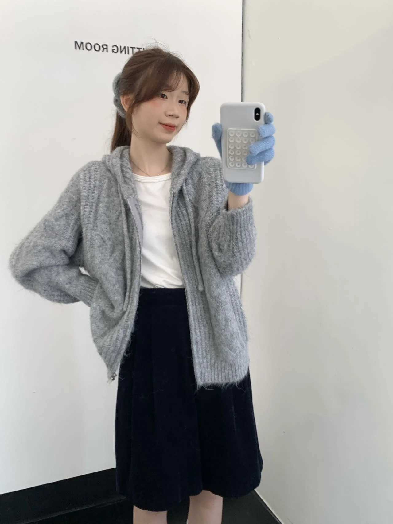 Women's Sweaters Korean Style Dongdaemun New Arrival Heavy Knit Hat Design Pullover Knitted Cardigan Soft Long Sleeve Women's Autumn Winte