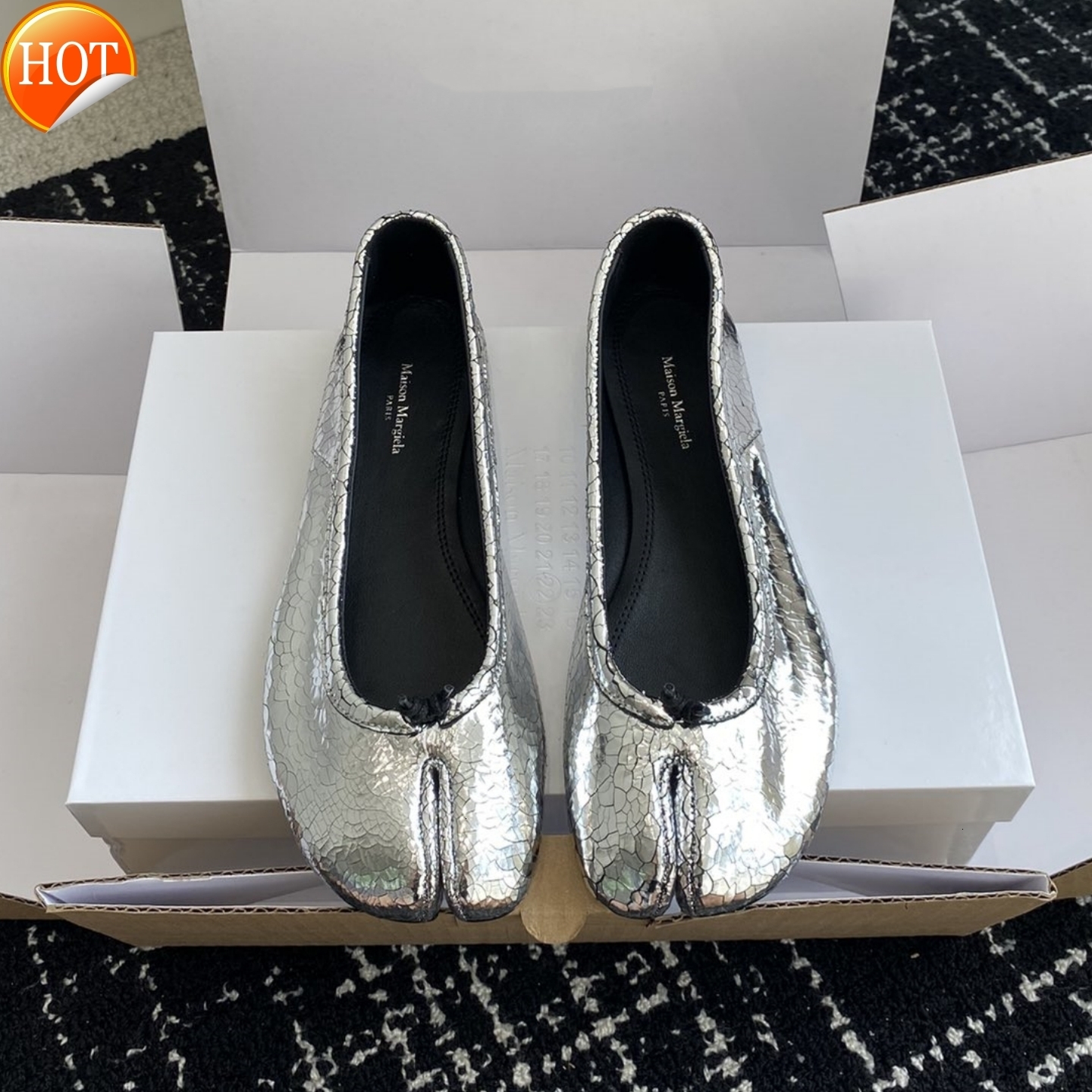 Luxury mm6 loafers Designer ballet flat shoe Chunky Heel maison tabi shoes Cracked Silver lambskin leather woman mary jane dress classic formal lady