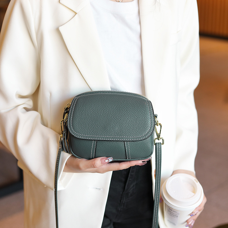 22ppLuxury Brand Fashion Women's Fashionable Printed Handbag Versatile And Elegant Single-Shoulder Crossbody For Middle Tote Bag Designer Bags