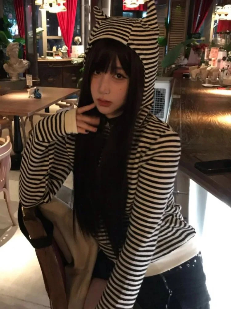 Vintage Sexy Stripe Loose Harajuku Devil's Cape Hooded Hoodies Women Diamond Hoody Y2k Aesthetic Grunge Zipper Sweatshirt Tops 260923