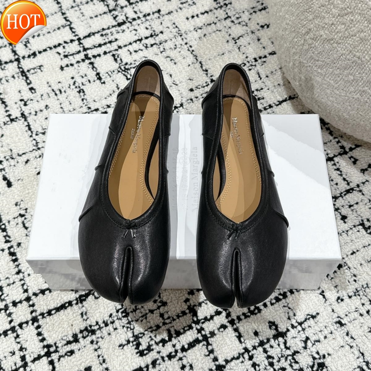 10A Luxury mm6 loafers Designer ballet flat shoe Chunky Heel maison tabi shoes Cracked Silver lambskin leather woman mary jane dress classic formal