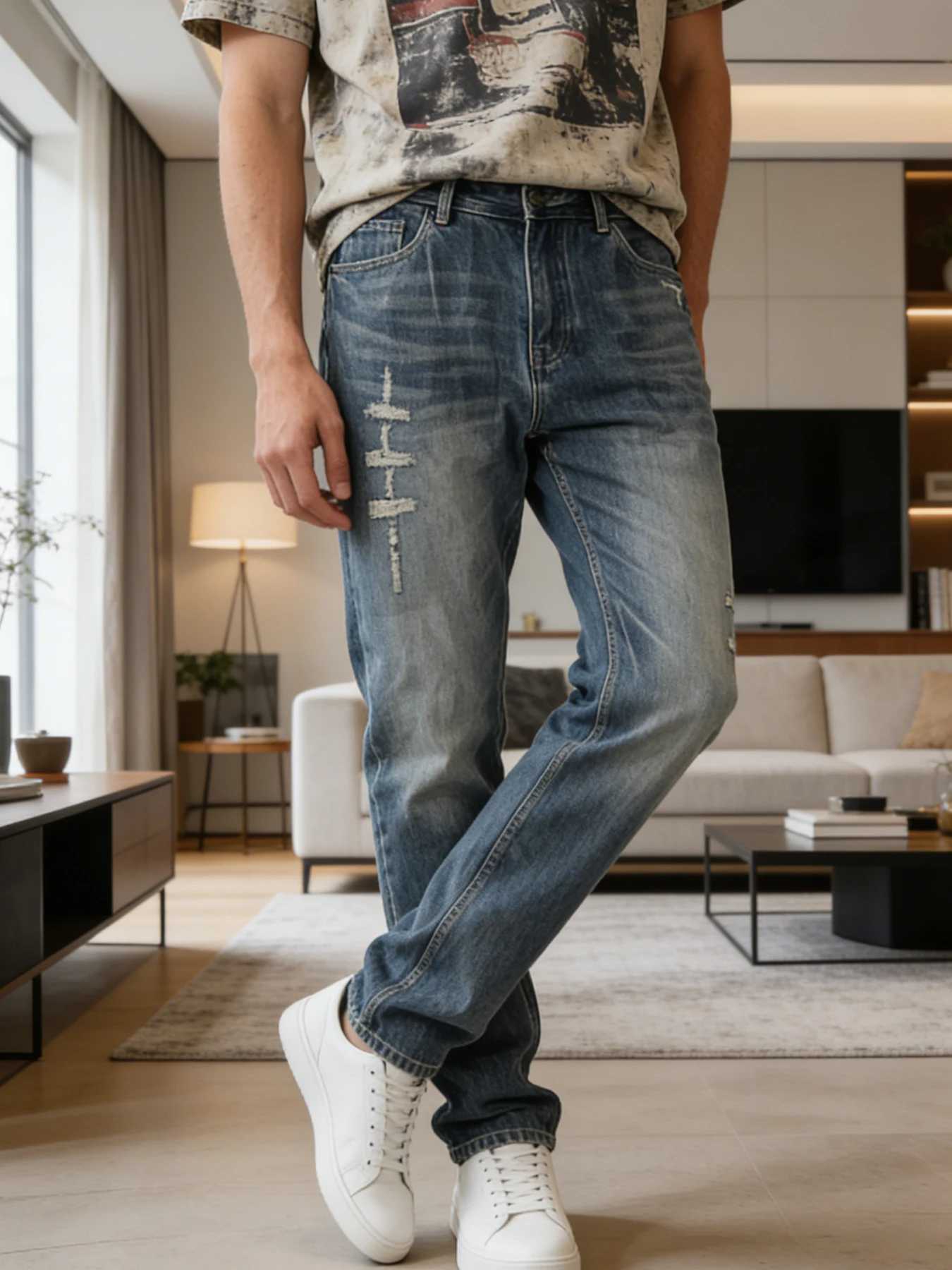 Trendy street style distressed straight-leg jeans for men gradient wash slimming and lengthening S260924UIMZ