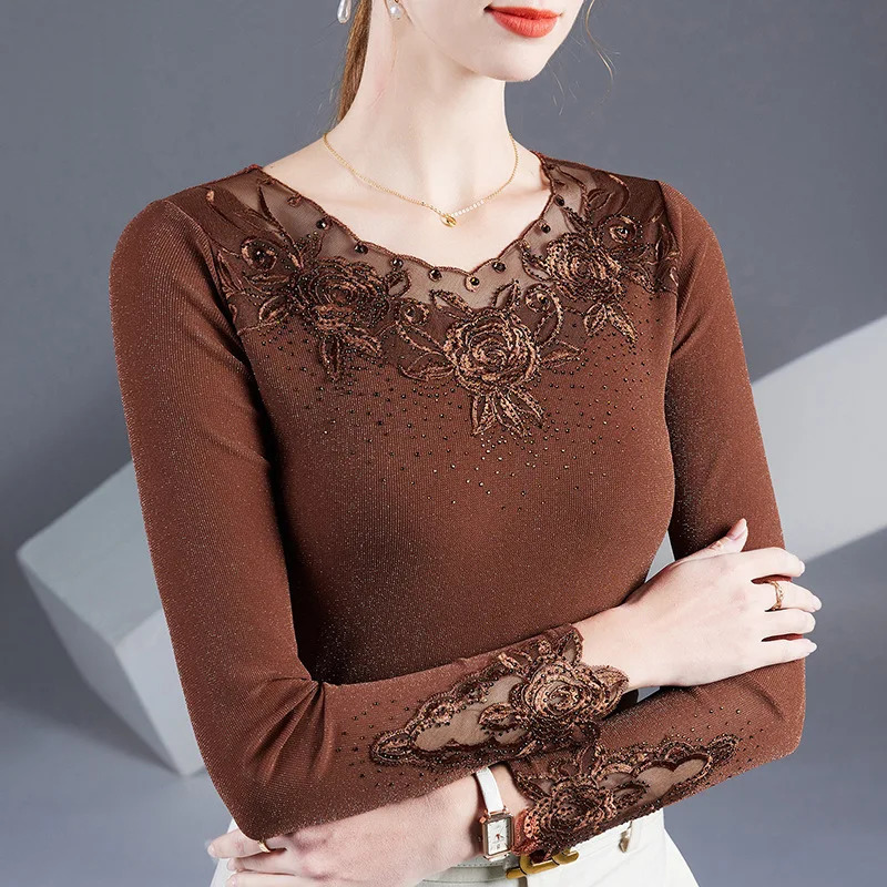 M5XL Loose Long Sleeved ONeck Womens Tops Fashion Casual Embroidered Diamonds Knitted TShirt Solid Colir Lace Tees 260924