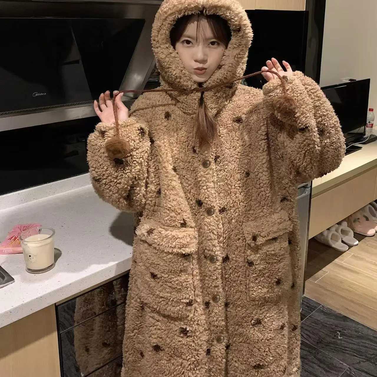 Sleep Lounge da donna Nuovo peluche addensato con cappuccio Vestaglia Donna Autunno Inverno Donna Caldo Pigiama lungo Ragazze Morbido Pigiama da don