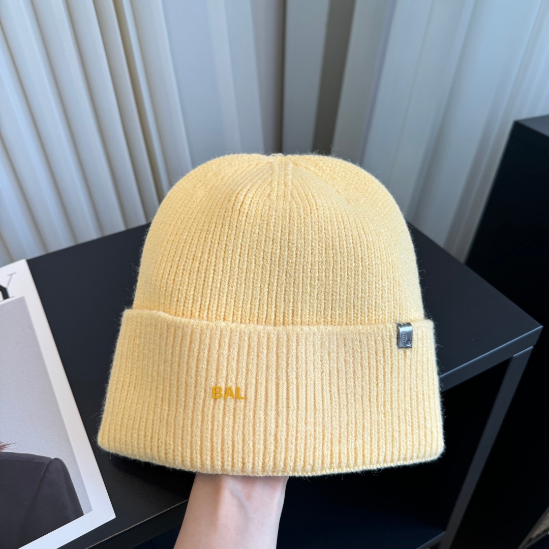 Winter knitted beanie designer hat fashionable bonnet dressy autumn hats for men skull outdoor womens mens hat travel skiing sport fashion cap whole