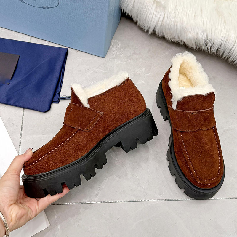 Women Ankle Boots Designer Suede Slip On Outdoor Leisures Shoes Vintage Brown Black Wool Casual Shoes 26ss Luxury Slip On Western Snow Boots Rubber