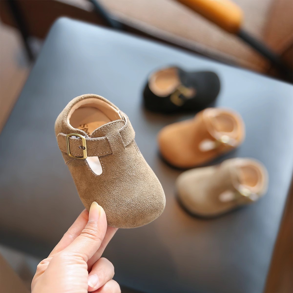 Free Shipping Worldwide luxury designer Children Plush Lined Snow Boots Windproof Winter Outdoor Boots new