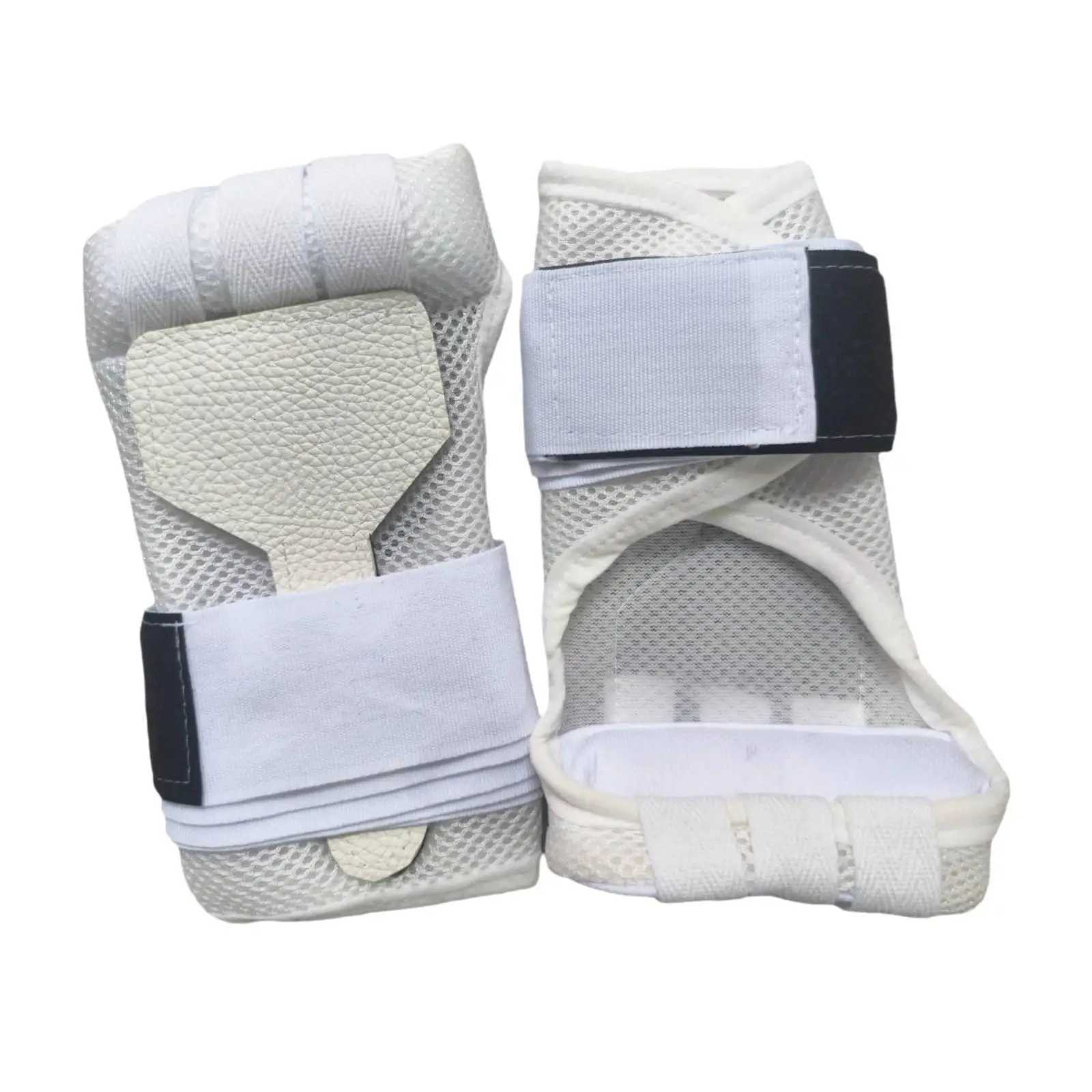 Gear Breathable Boxing Gloves Protective Half Finger Sports Training Accessories for Mens Kickboxing Beginners N260923