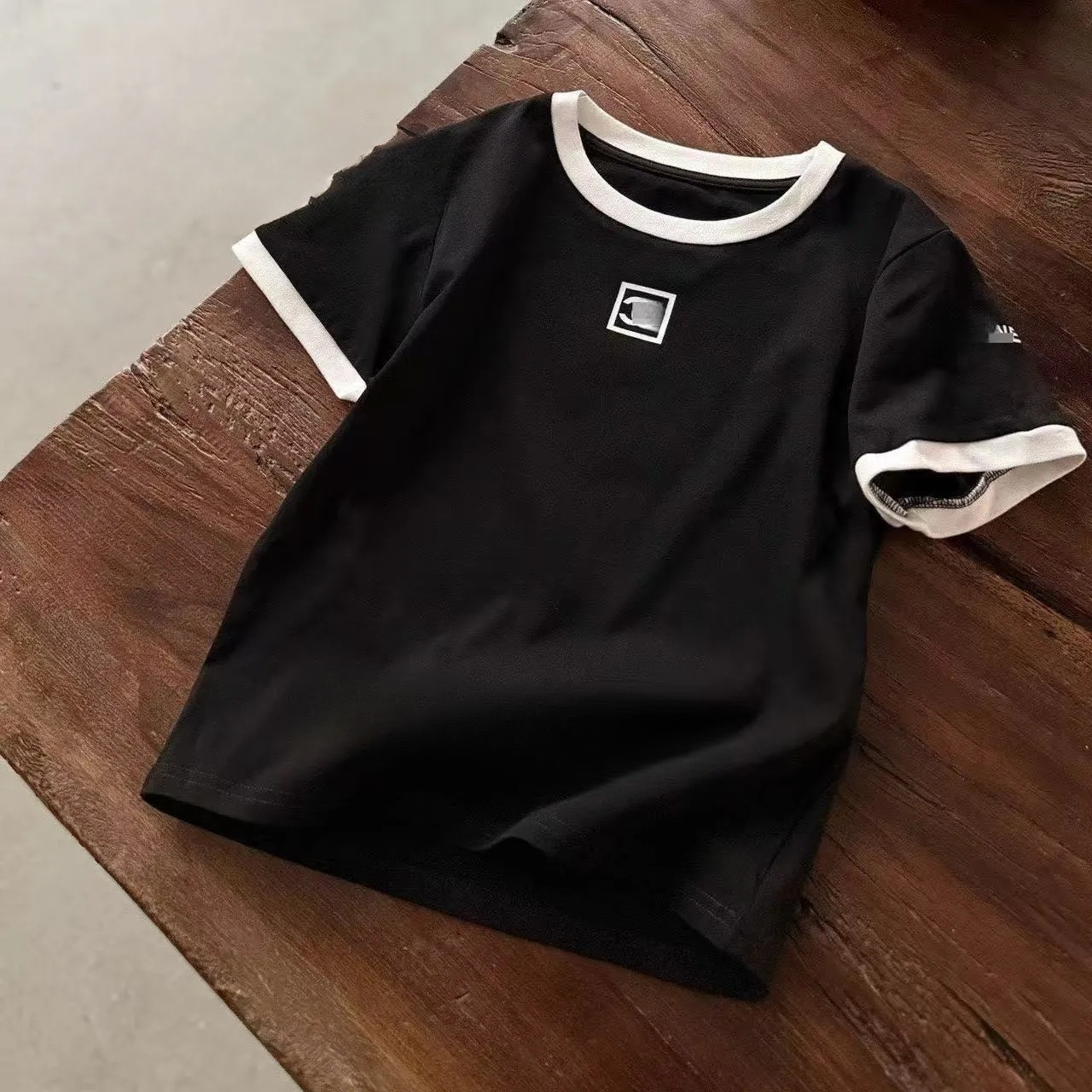 Channels Shirt Womens Designer Clothes Fashion Knitted High Quality Chaanell Tank Brand Women Letter Round Neck With Multiple Styles Luxury Chan Tsh