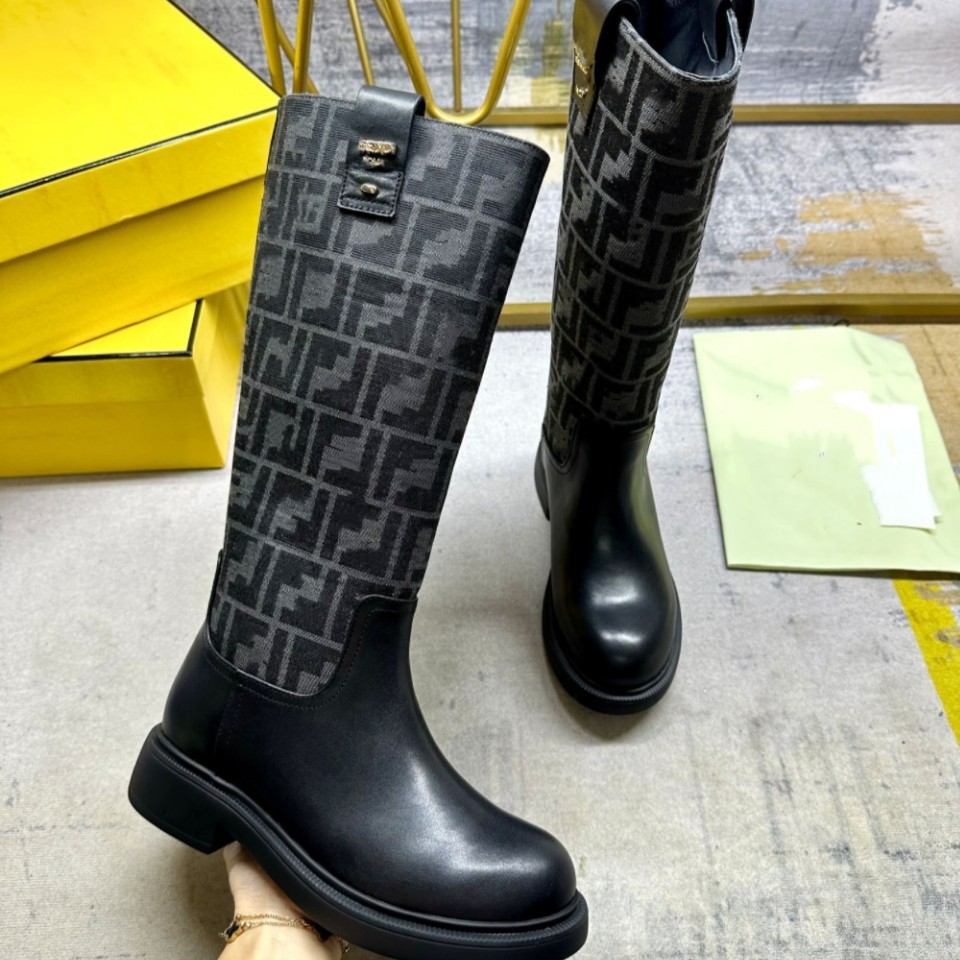 2026 Boots Thick Heeled Boots Long Boots For Women European And American Spicy Girls High Boots Fall Winter Designer Suede Lining Shoes