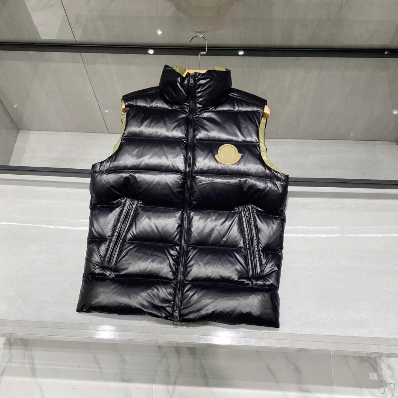 2026 Spring New Men's Fashionable Vest American Style Workwear Down Vest Warm and Casual in Plus Sizes T260924