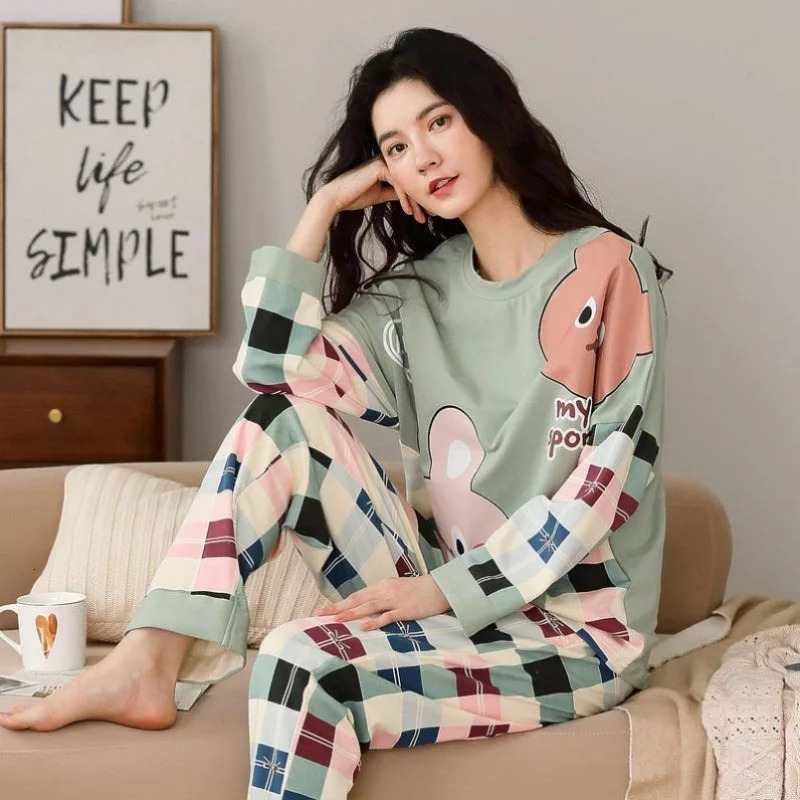 Fall and Winter Women's Suit Pajamas Long-Sleeved Long Pants Homewear Two-Piece Set Ladies Cartoon Pattern Sleepwear Loungewear 260922