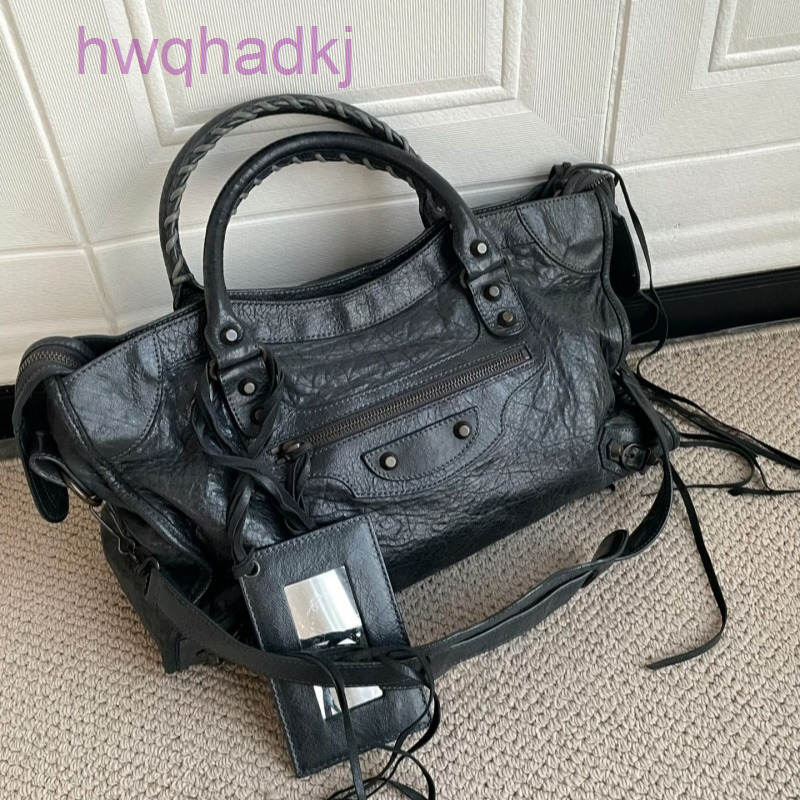 Vintage City bag Women Totes Bag Motorcycle shoulder Bags Designers Genuine leather crossbody clutch wallet purse Pochette Retro Top Qu26