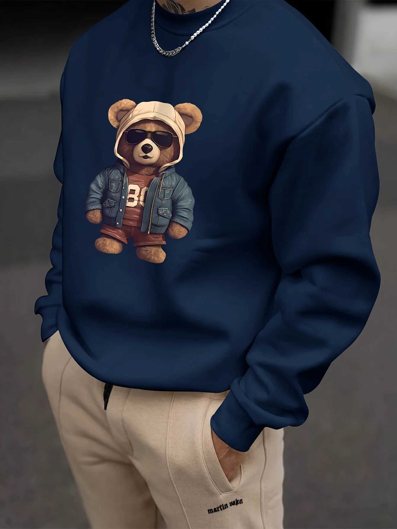 The new men's round-neck sweatshirt for Sprand Autumn 2025 features a casual fashionable and comfortable 3D pattern print T260923