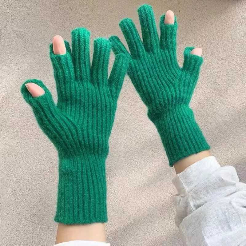Ski Gloves New Touch Screen Gloves for Playing Phone Women Winter Thicken Warm Knitted Stretch Gloves Full Finger Outdoor Skiing Gloves Y2K Q260923