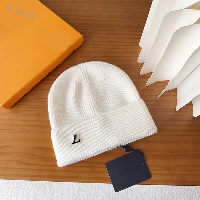 Designer Beanie Hat Knitted Winter Bonnet Woolen Women Men Warm Beanies Hats Female Bonnets Cap Hot Hot