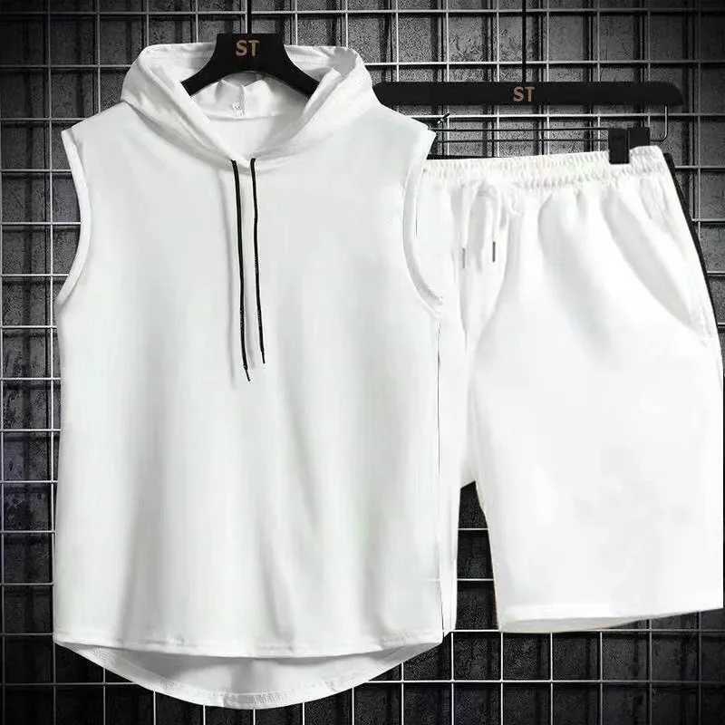2025 summer new men's two-piece casual T-shirt and shorts set men's sports set fashionable short sleeved sports set hooded T-shi T260924
