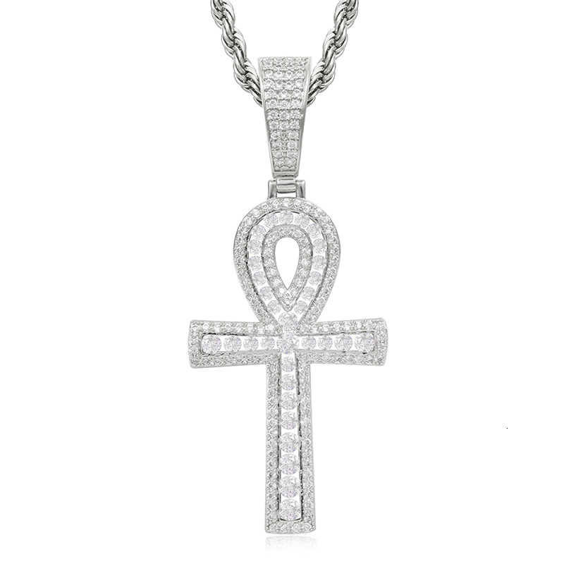 Hot Sale High Quality Fashion Iced Out Moissanite/Zircon Cross Pendant for Necklaces