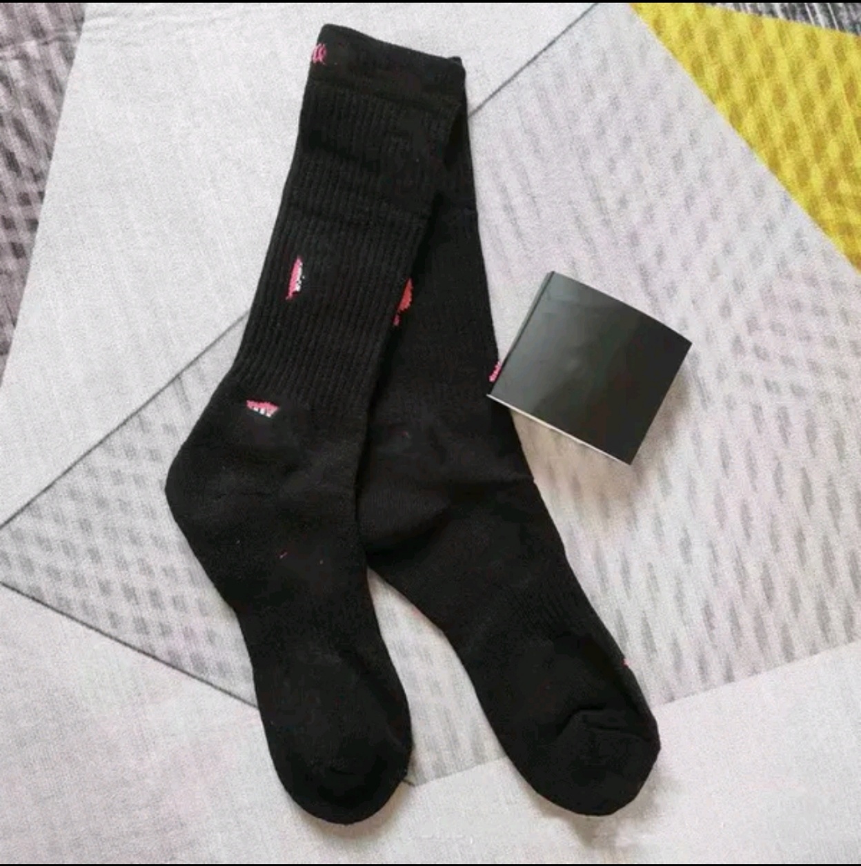 Mens Sock Luxury Womens High Socks Embroidered Socks Bottom Classic Mid-length Casual Casual Socks Breathable Sweat Long Tube Black White Classic Cl