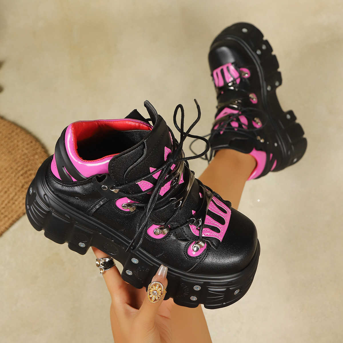 Retro plus-size cross-border tank sole metal COS thick-soled small leather shoes, dark punk platform heels Q260924