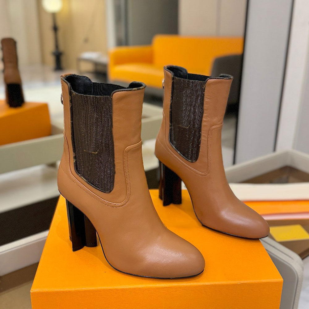 Silhouette Chelsea Ankle Boot Luxury Designer Leather Boots 1AIU85 With Metal Buckle Womens Boot Fashion Brand Autumn Winter Boots Boots Height 9.5