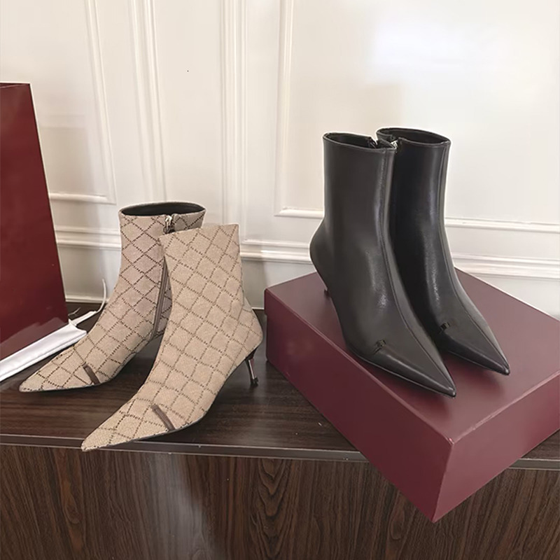 Designer Bombshell Boot Women Pointed Toe Ankle Boots Thigh High Heel Boots Letter Print Printed Canvas Shoes Elegant Stiletto Heels Over The Knee B