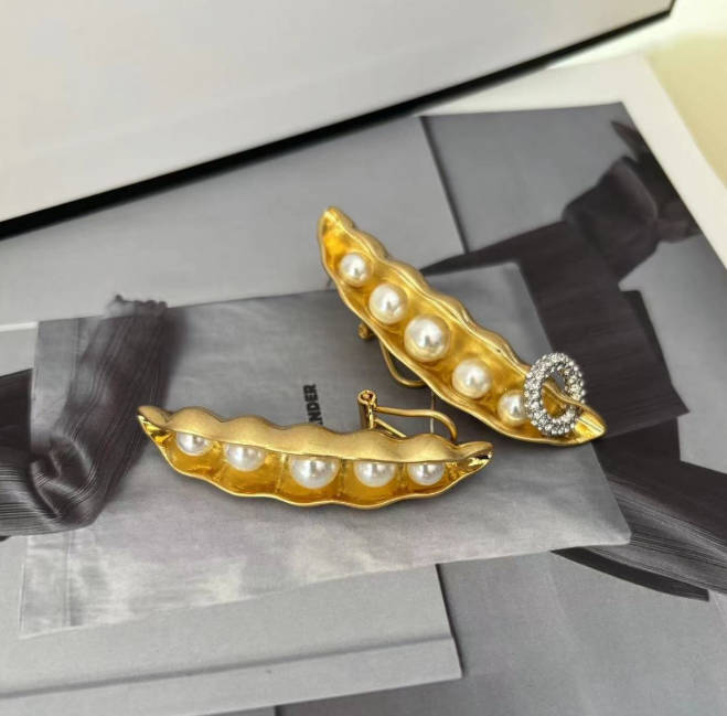 Designer Good quality Real 18K Gold Plated Brass Schiaparelli CZ Pea clip Pearls Stud Earrings Jewelries Stamp Letter Gift SCHE068B121