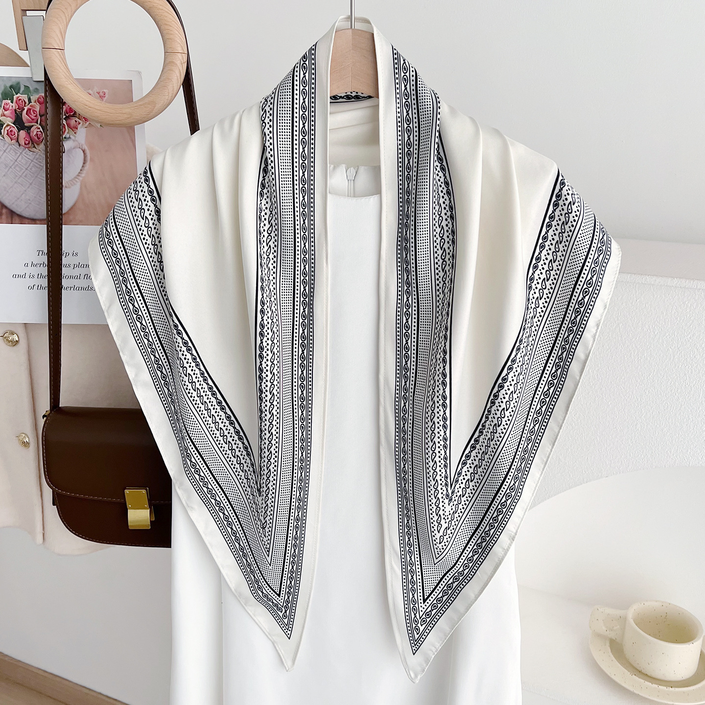 New Korean-style minimalist triangular sc, versatile and fashionable accessory for women, perfect as summer sun-protective neck wrap or a decorative