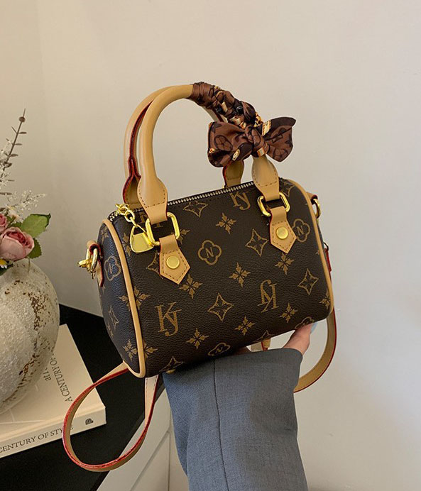 Free Shipping Worldwide luxury Solid Handbag Elegant Top Handle Purse Multi Pockets Business Work Shoulder Bag