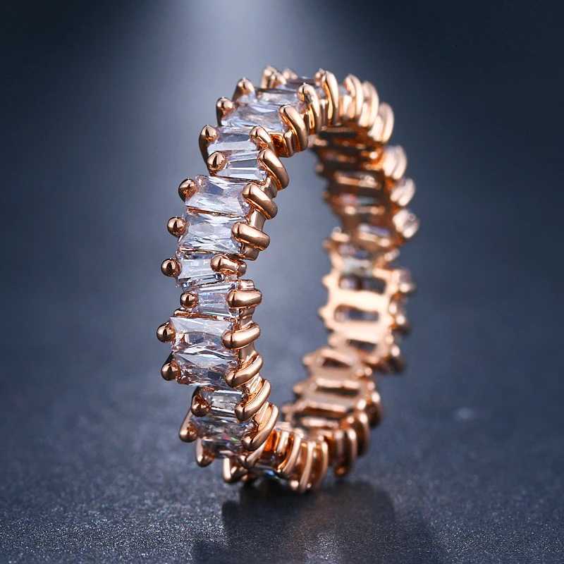 Rings EMMAYA Women's Luxury Band Wedding Ring with AAA Cz Fashion Party Jewelry Charm New Arrival N260924