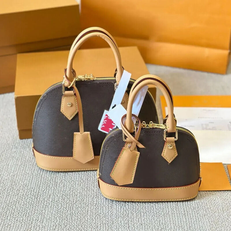 10A Designer almas bb shell Fashion Shoulder Bag luxury mini denim bag Classic style Handbags Chain Ladies Cosmetic Crossbody brown bags designer wo