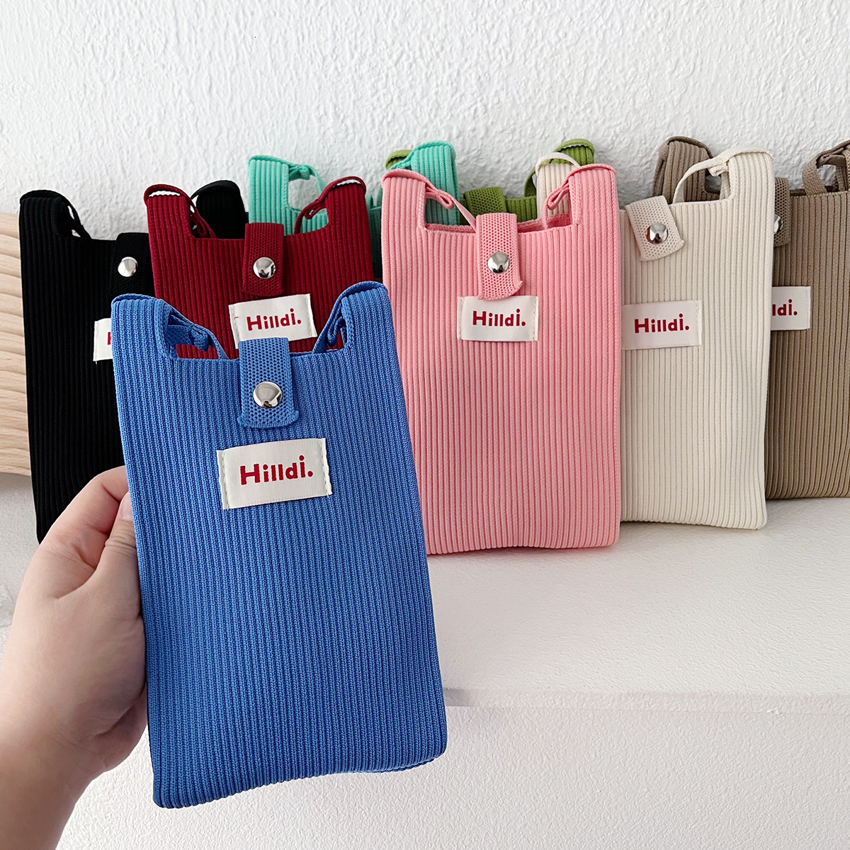 Solid color niche ins knitted small 2026 new Korean version simple crossbody bag mini commuter phone and coin purse