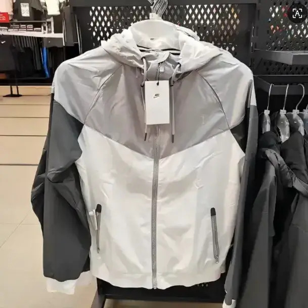 Men Short outerwear Jacket Designer Sport Spring Autumn New Thin Hooded Loose Casual Cardigan Windbreaker Running Men's And Women's Sun Pr