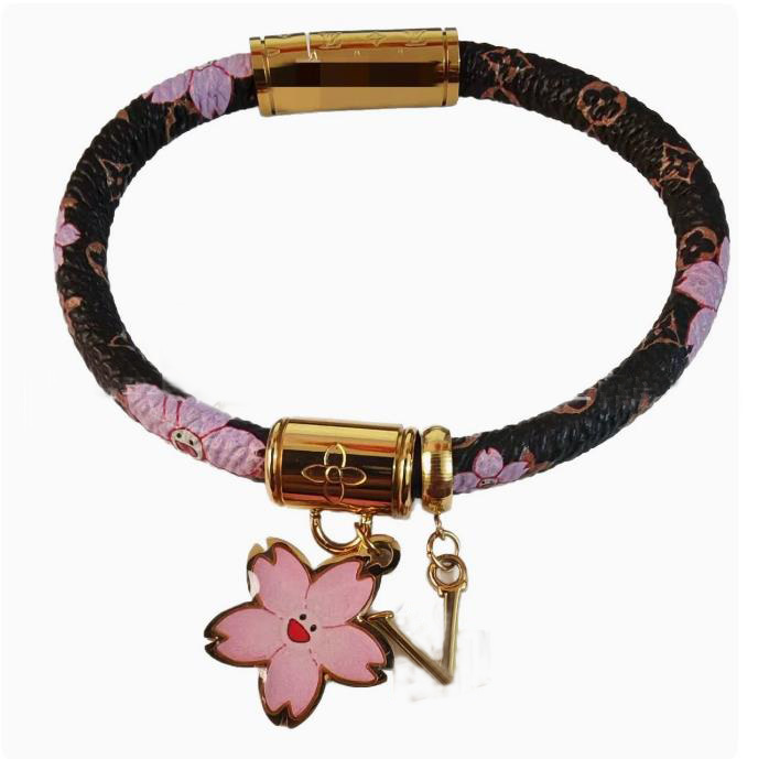 Luxurys Fashion Bracelet Jewelry Classic Leather Bangle Gold Plated Titanium Steel Dia for Women Men Bracelets Sier Jewelrys Designer