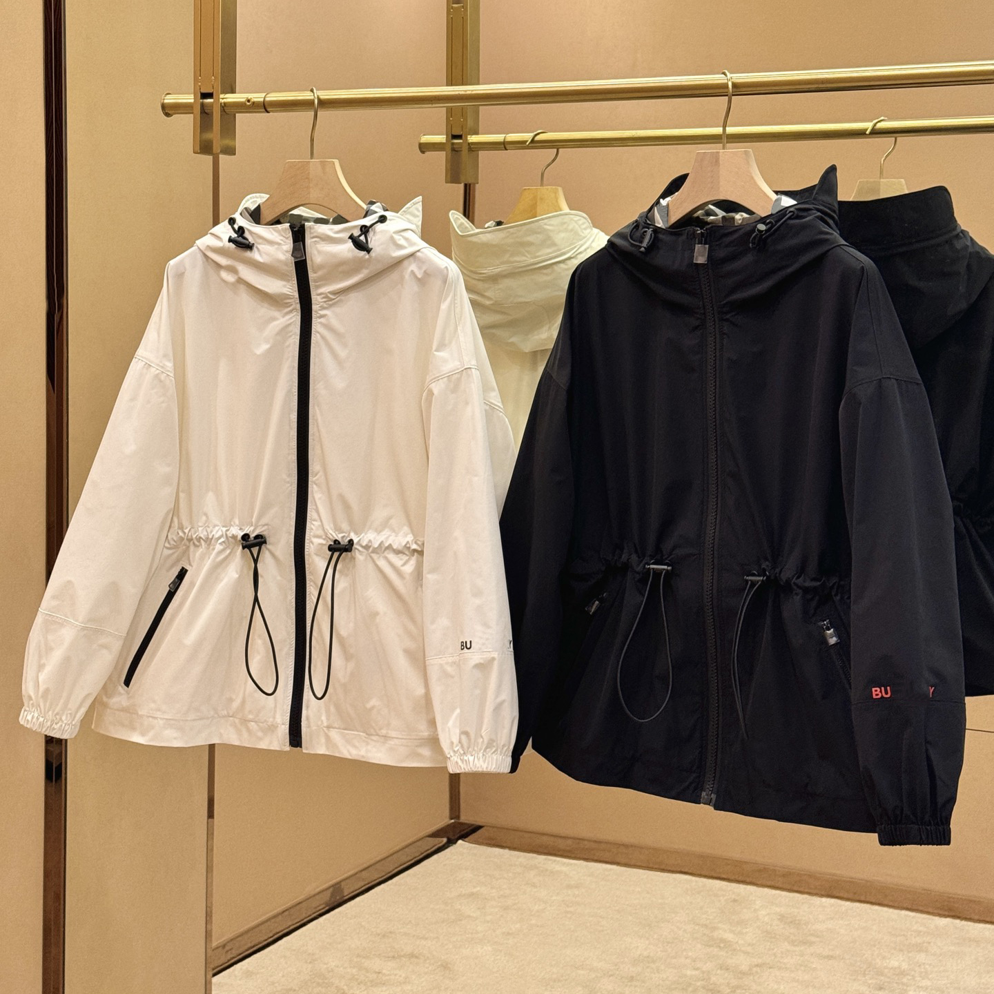 Designer brand high-quality women's jackets with waist cinching and drawstring, short jackets, outdoor casual zippered hooded windbreakers, wom