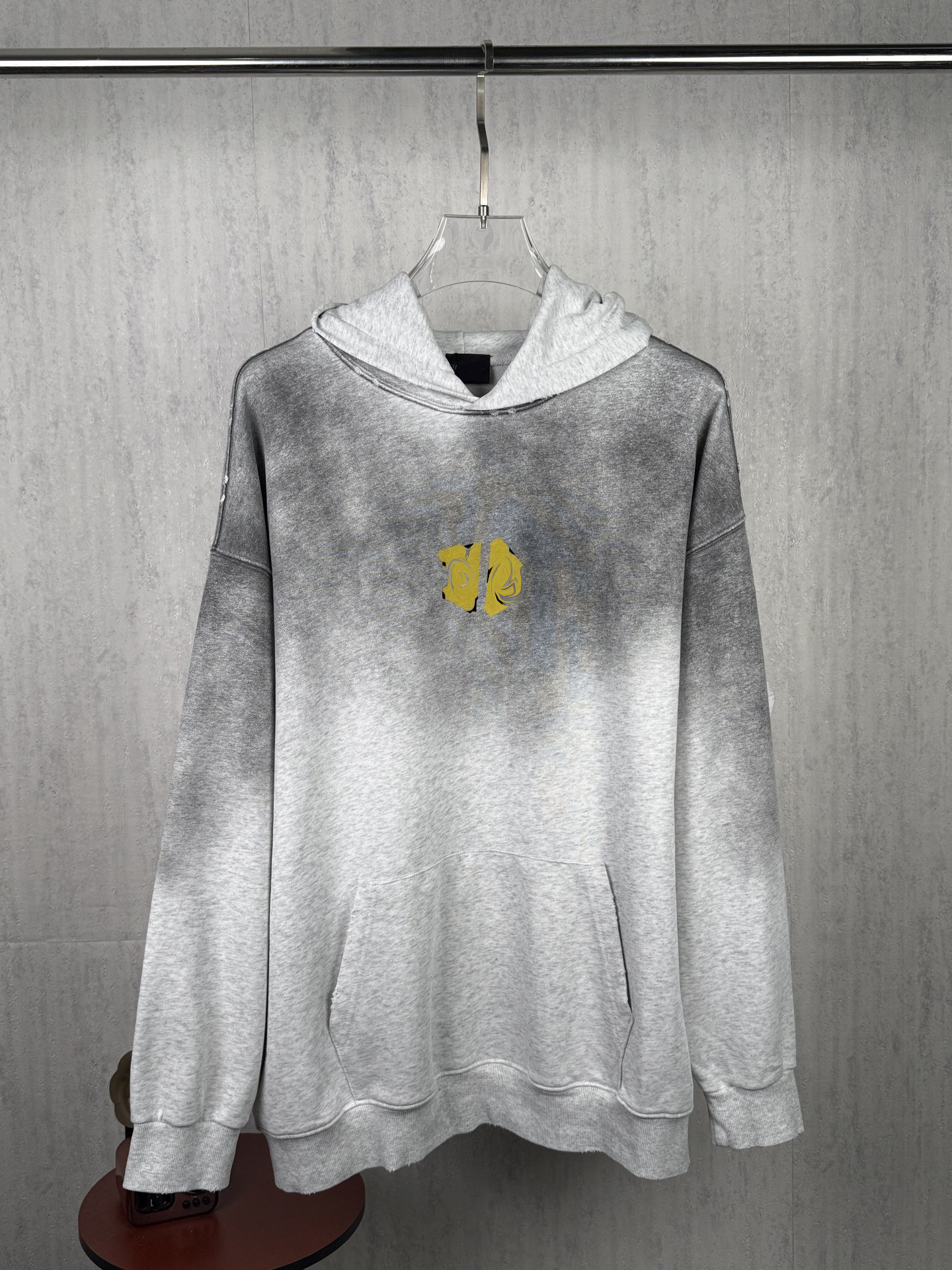 High-quality hooded sweater, men's hoodie, fashionable pullover, long-sleeved zipper coat, letter-printed winter clothing, casual sports shirt,