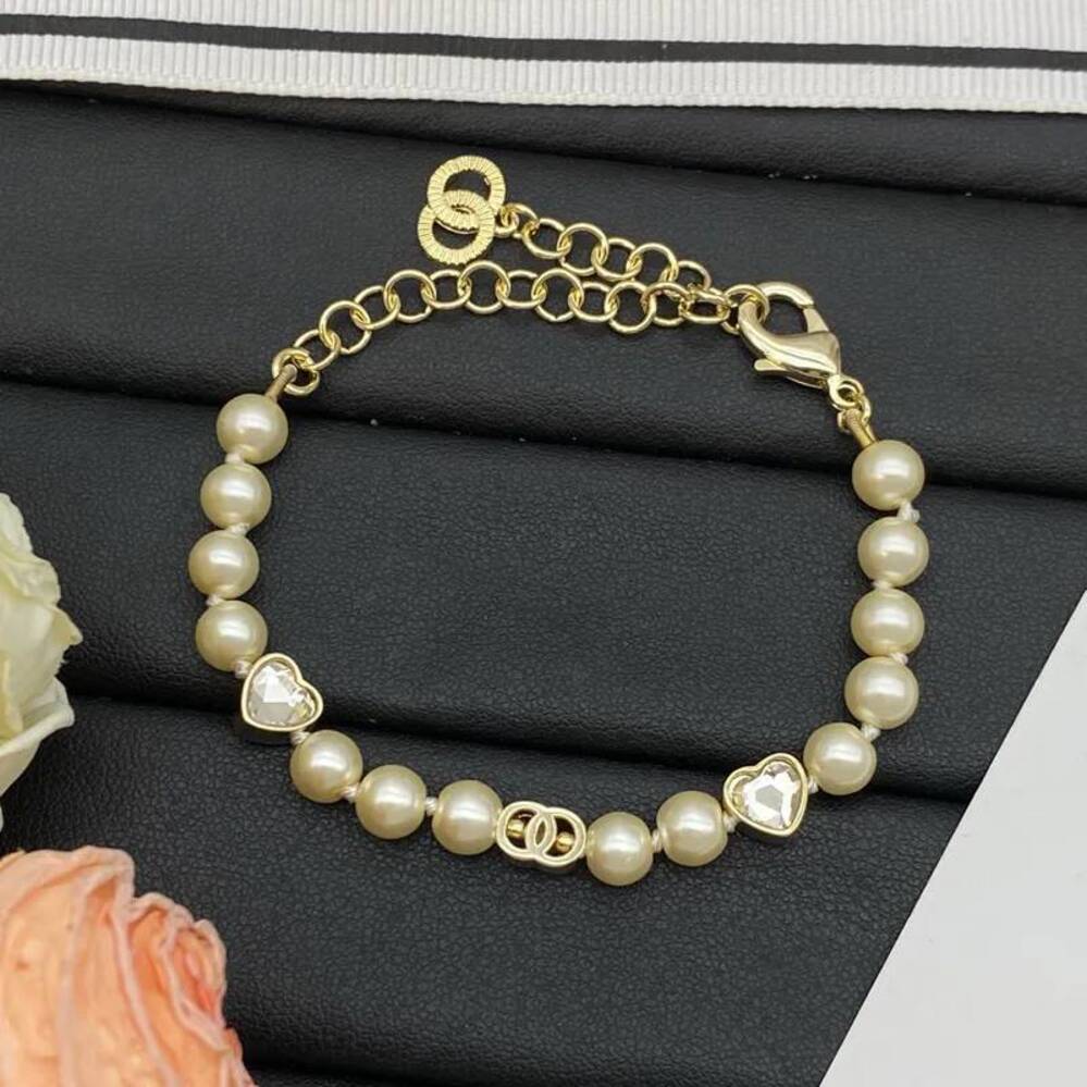 Charm Bracelet Classic Pearl Chains Bangle Crystal Bracelets Wedding Party Designer Copper Letter Bracelet Men Decorative Women's Fashion Jewel