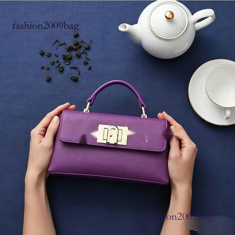 Leather Flap Furlas Handbag Women Style Rotating Metal Lock Mini Top Handle Crossbody High Quality Fashion Classic Casual Designer Shoulder Furlatot