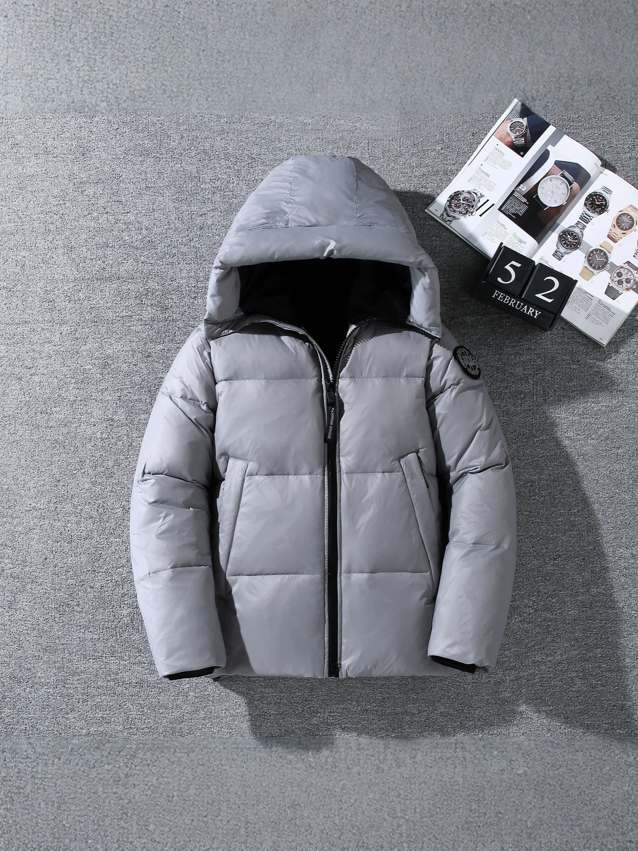 Men New Short Down Jacket Winter Outdoor Thickened Warm Coat Glossy Surface With Shoulder Straps Windproof Cold Resistant Outerwear For Hiking Trave