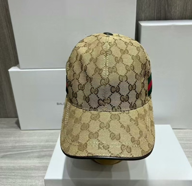 Vintage Washed Cotton Baseball Cap with Small Embroidered Horse Logo, Soft Unstructured Dad Hat for Men Women Casual Streetwear xc1
