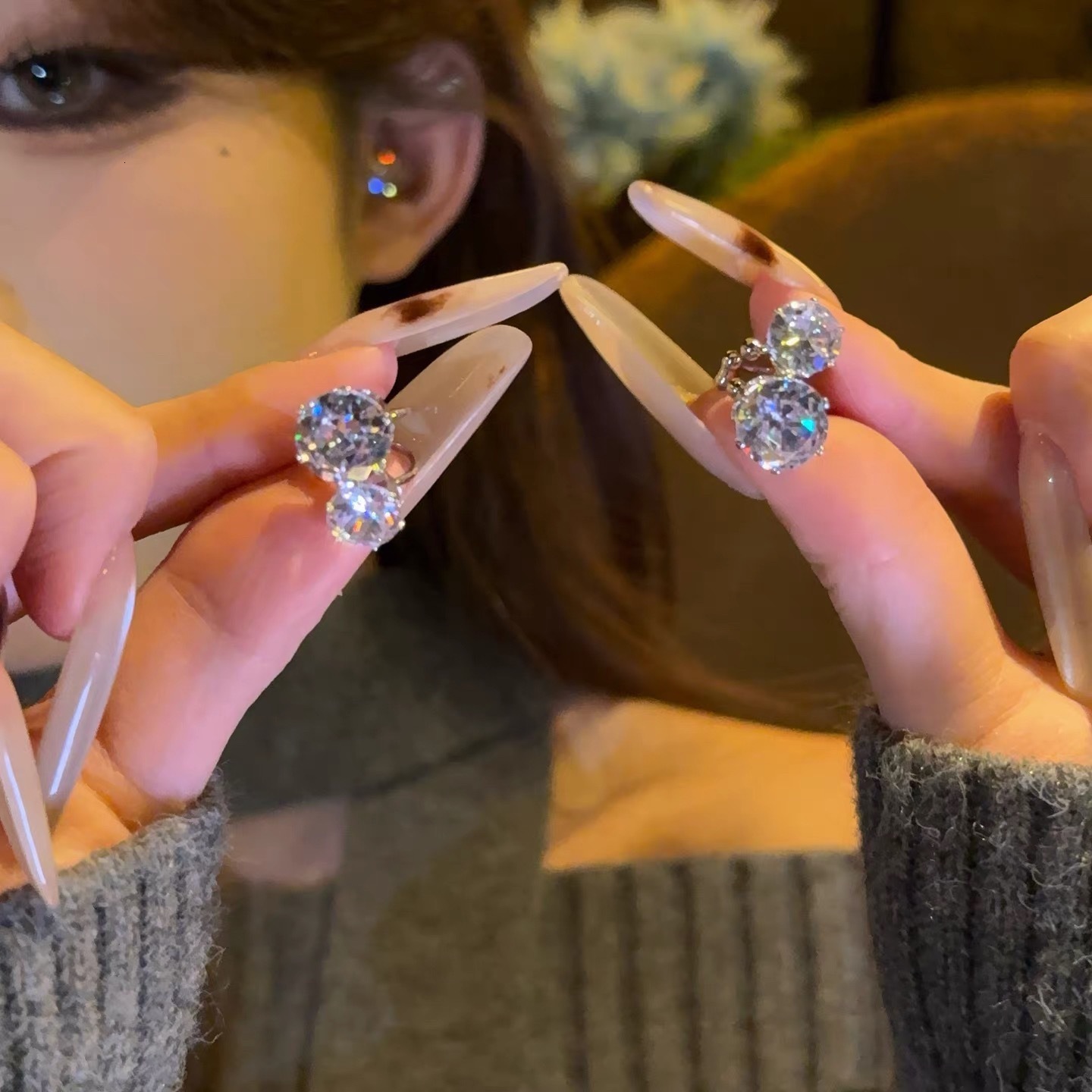 Designer Luxury Women Earrings Y2K Double Round Sparkling Zircon Ear Bone Clips No Piercing Needed Elegant Temperament Daily Party Fashion Jewelry A