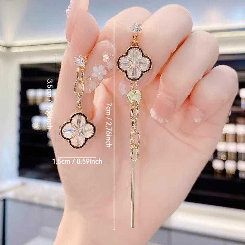 Designer Zircon Earrings Luxury Asymmetric Clover Tassel Drop Ear Pendants S925 Silver Needle Elegant Long Chain Premium Women Y2K Dating Party Fash