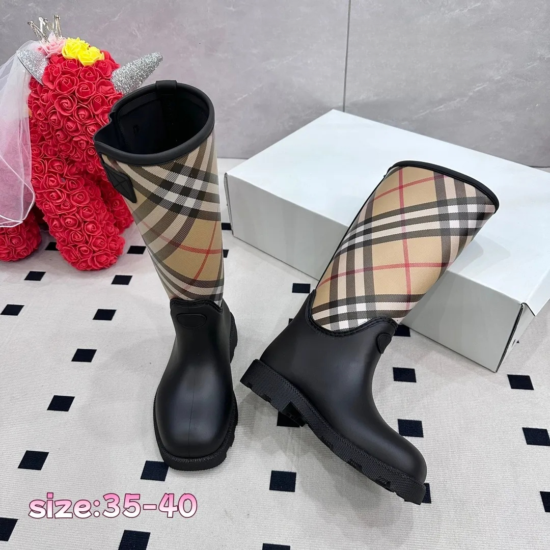 10A Designer boots Women Fashion Rain Boots Waterproof Non-slip Rubber Ankle Boots Trendy Solid Color Casual Outdoor Rain Shoes for Ladies