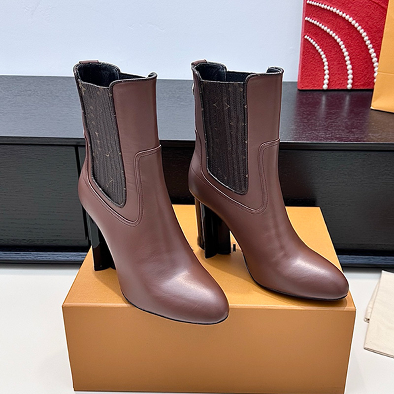 Scarpe di lusso di design Stivaletti alla caviglia stile Chelsea in pelle con tacco alto da donna inverno autunno moda elegante festa elegante panne