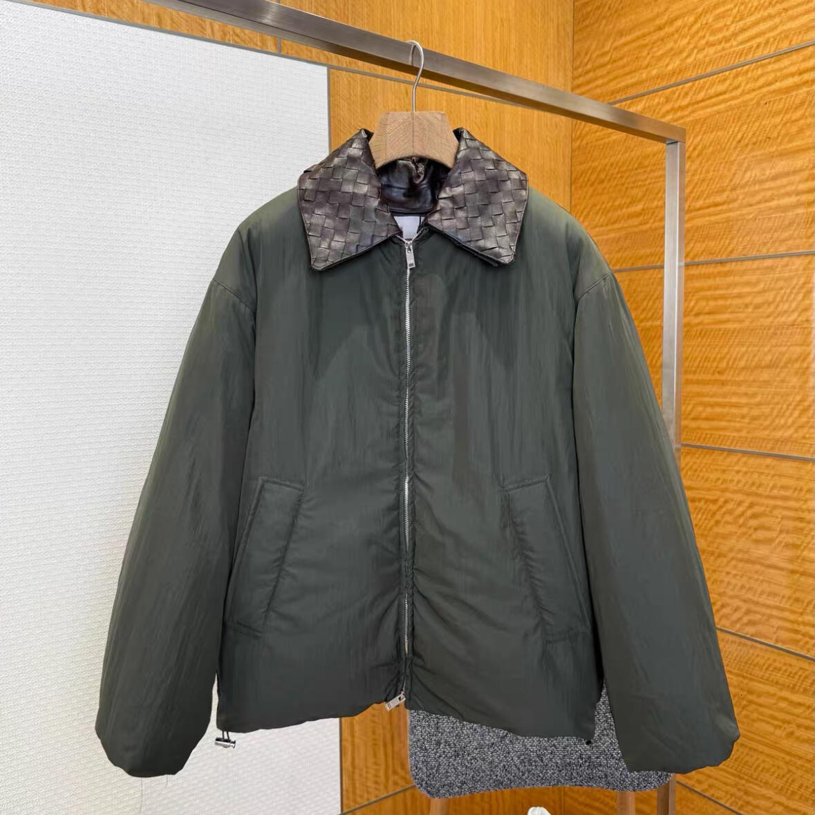 mens puffer jacket doudoune Top Quality Fashion windbreaker Trendy Brand New BV Woven Leather Collar Jacket Unisex Stylish veste homme