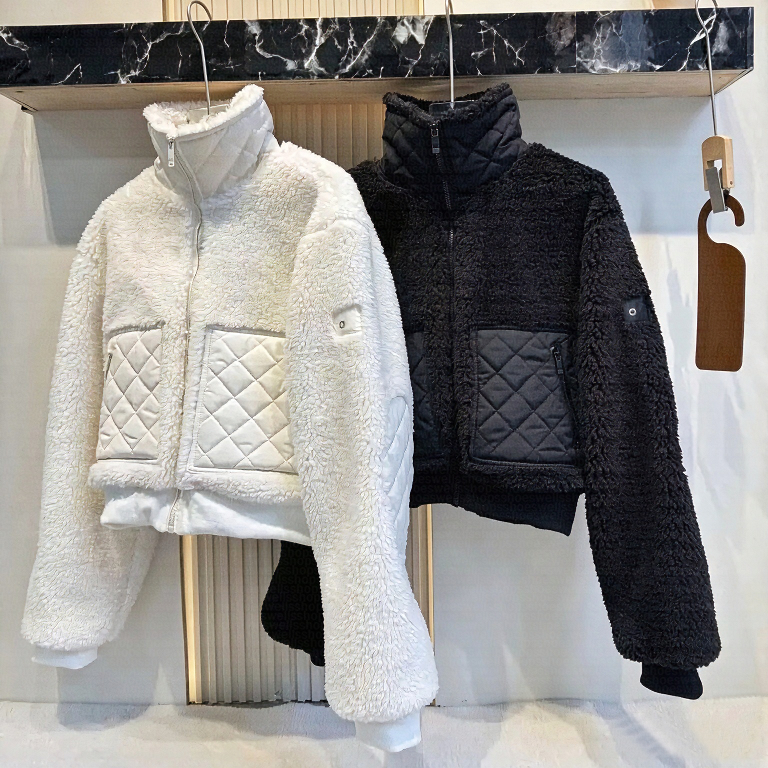 Designer Women's Yoga Lamb Wool Hair Jackets Navy Fleece Zipper Thick Winter Coat Cotton Crop Tops Hoodie Clothes Clubhouse Jacket Sports Se