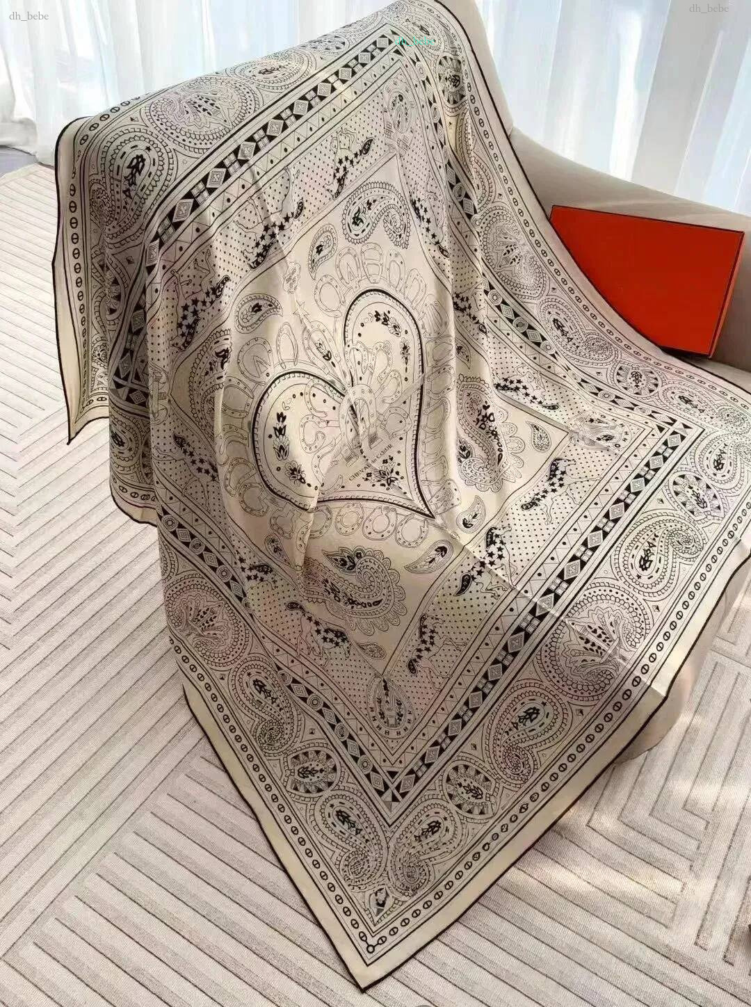 2025 Top carré 140*140 cm foulard en soie de créateur H grand châle de luxe Double face même couleur roulé à la main 70% cachemire 30% soie